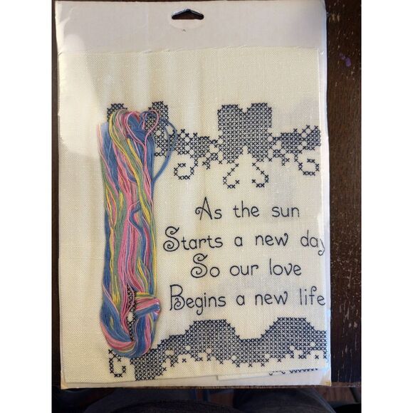 Vintage Linen Stamped Cross Stitch Embroidery Wedding Sampler By Wonder Art - Picture 2 of 2